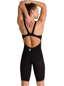 Arena Powerskin Carbon Air 2 Kneelength - Black & Gold -Aqua Fit Wear arena powerskin carbon air 2 kneelength black gold 001128 553 9