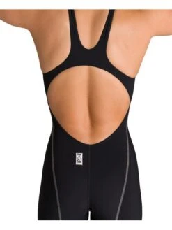 Arena Powerskin ST 2.0 Kneelength - Black -Aqua Fit Wear arena powerskin st 20 kneelength black 2a898 50 11